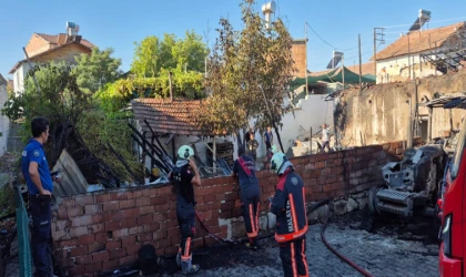 Battalgazi’de Ev ve Traktör Yangın’da Küle Döndü