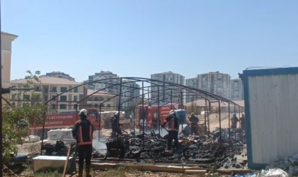 Malatya’da TOKİ Şantiyesinde Yangın