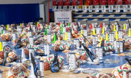 Malatya Büyükşehir'den 300 Okula Spor Malzemesi Desteği!