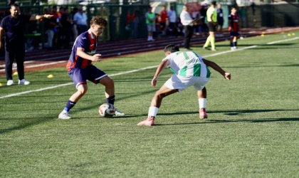 Yeşilyurtspor Bir Puanı Uzatmalarada Kurtardı