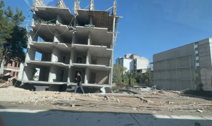 Malatya’da İnşaat’an Düşen İşçi Ağır Yaralandı