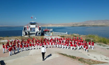 Öğrencilerden ‘Malatya’dan Cumhuriyete’ klibi