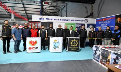 Malatya’da Emniyet Müdürlüğü Stantına Yoğun İlgi
