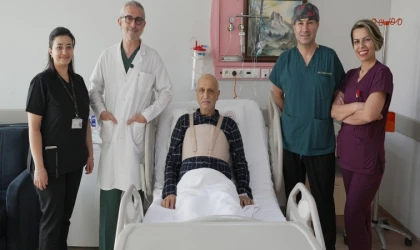Malatya’da Üç Damar Tıkanıklığı Aynı Operasyonda Tedavi Edildi