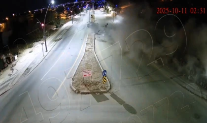 Malatya'da Yaşanan Trafik Kazaları Kameralara Yansıdı