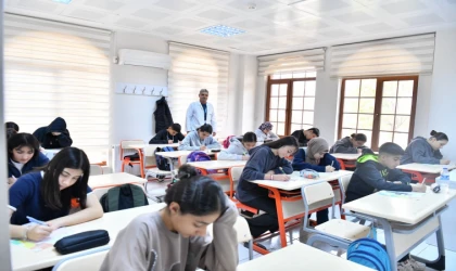 Yeşilyurt Belediyesi’nden Öğrencilere Ücretsiz Kurs Desteği!