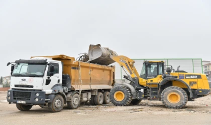 Yeşilyurt’ta Hafriyat Alanı Temizlendi, Mahalle Nefes Aldı!