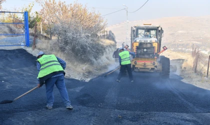 Yeşilyurt’ta Ulaşım Ağları konforlu Hale Getiriliyor