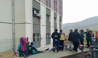 Malatya’da Firari Kadın Teslim Olmamak 2.Kattan Atladı