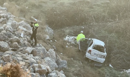 Malatya’da Otomobil Şarampole Yuvarlandı 1 Ölü