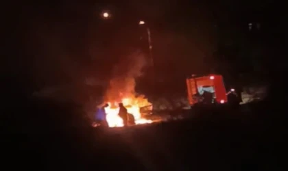 Malatya’da Park Halindeki Araç Alevlere Teslim Oldu