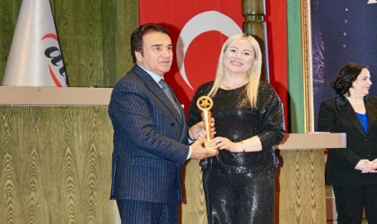 Malatyalı Muhtar Ulusal Platformda Ödüllendirildi