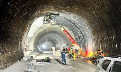 Erkenek Tüneli’nde Tadilat Çalışmaları Sürüyor