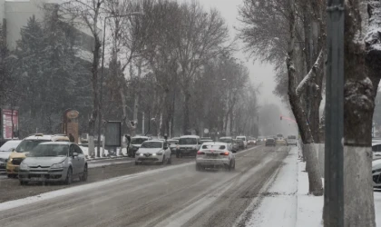 Malatya’da Kar Yağışı Etkisini Artırdı
