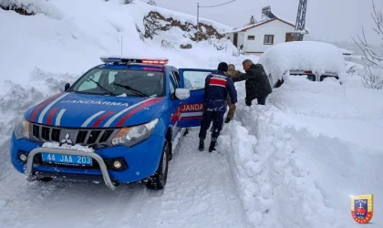 Malatya’da Kar Yağışında Mahsur Kalan 47 Vatandaş Kurtarıldı