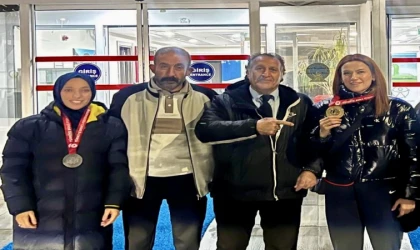 Malatyalı Şampiyonlar Havalimanında Karşılandı