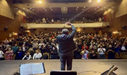 Usta İsim Nurettin Rençber’den Malatya’da Türkü Resitali