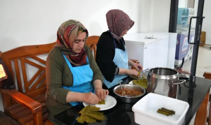 Battalgazi’de El Emeği Tatlılar Bayrama Hazırlanıyor