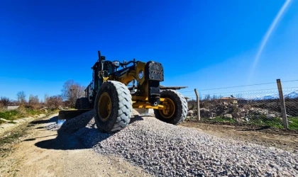 Battalgazi’de Yol Çalışmaları Hız Kesmeden Sürüyor