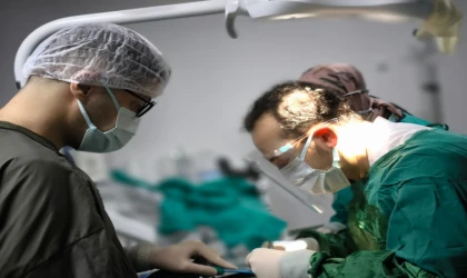 İmplantın Geciktirilmesi Çene Kemiğinde Hasara Yol Açıyor