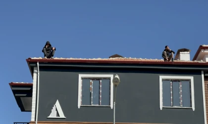 Malatya’da Çatıda İşçi Eylemi!