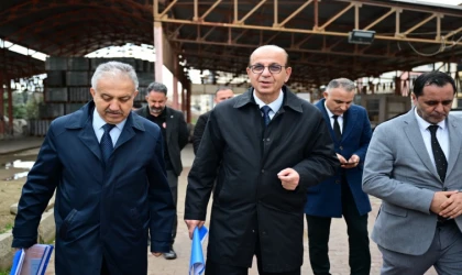 Geçit, Modern ve Düzenli Pazar Alanları Kuruyoruz