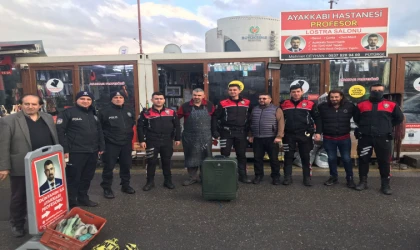 Malatya Esnafından Polise Sürpriz Kutlama!