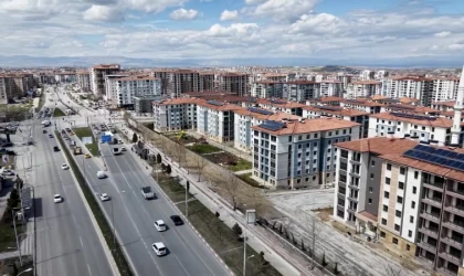 Malatya’da 1012 Konut ve 39 İşyeri Hak Sahiplerine Teslim Ediliyor