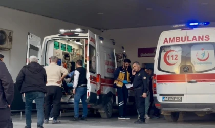 Malatya’da Akrabalar Arasında Bıçaklı Kavga: 2 Yaralı