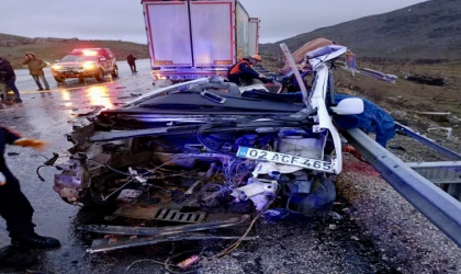 Malatya’da Feci Kazada Ölen Gençlerin Kimlikleri Ve Yaşları Belli Oldu