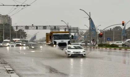 Malatya’da Kısa Süreli Dolu Etkili Oldu