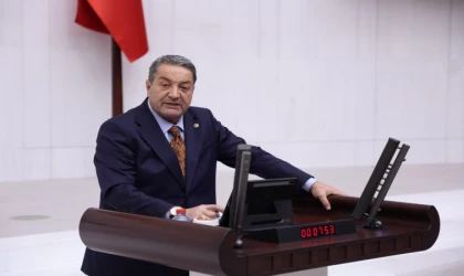 Milletvekili Fendoğlu’unda Alparslan Türkeş, Mesajı
