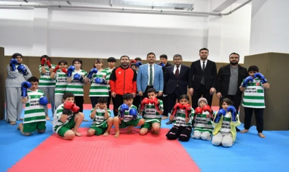 Yeşilyurt Belediye'sinden İkizce'ye Modern Spor Salonu Yatırımı