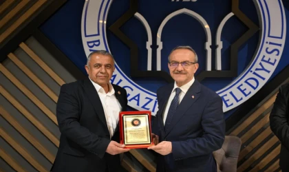 Malatya Valisi Seddar Yavuz’a “Asrın Valisi” Ödülü