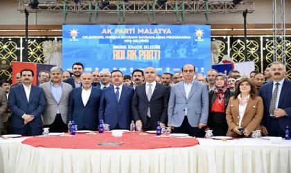 Malatya’da AK Parti Bayramlaşma Törenine Yoğun Katılım!