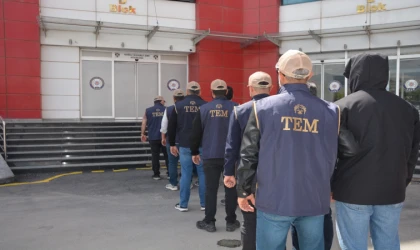 Malatya’da FETÖ’nün Emniyet Mahrem Yapılanmasına Darbe