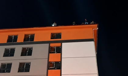 Malatya’da TOKİ İşçileri Çatıya Çıktı!