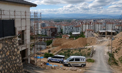 Malatya’da Yüksekten Düşen İşçi Ağır Yaralandı