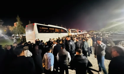 Malatya’dan İkinci Hac Kafilesi Dualarla Uğurlandı