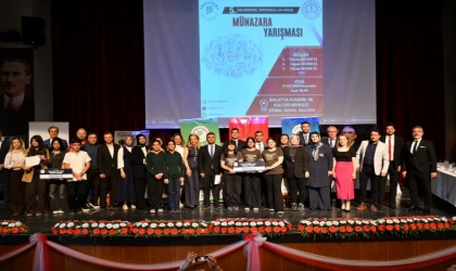 Yeşilyurt’ta Öğrenciler Başarının Sırrını Münazara İle Tartıştı