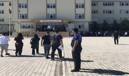 YKS Gününde Battalgazi Zabıtası Sahadaydı