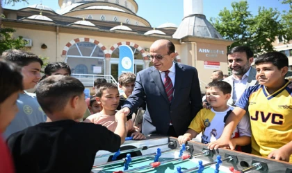 Başkan Geçit, Çocukların Neşesine Ortak Oldu
