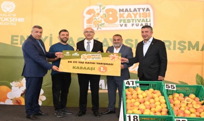 Malatya’da En İyi Yaş Kayısılar Ödüllendirildi!