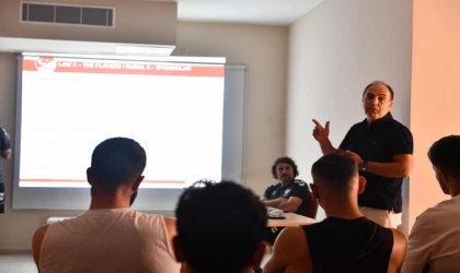 Yeşilyurtspor’a Yeni Oyun Kuralları Eğitimi