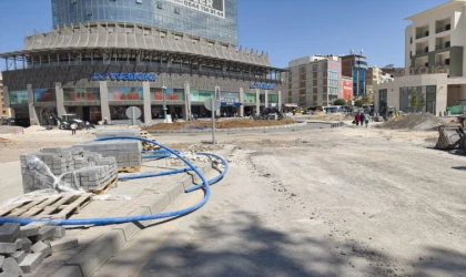Akpınar’da Yol Ve Kavşak Düzenleme Çalışmaları Sürüyor