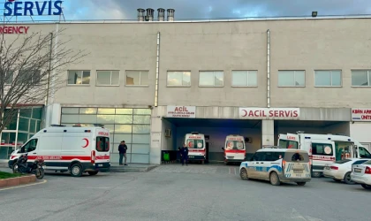 Malatya’da İki Otomobil Çarpıştı: 4’ü Çocuk 5 Yaralı