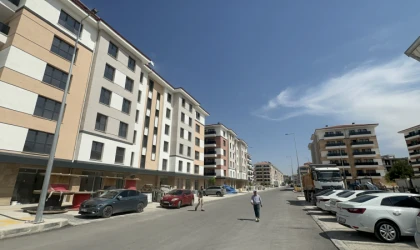 Malatyalı Depremzedelerden Teslim Edilmeyen Konut Tepkisi!
